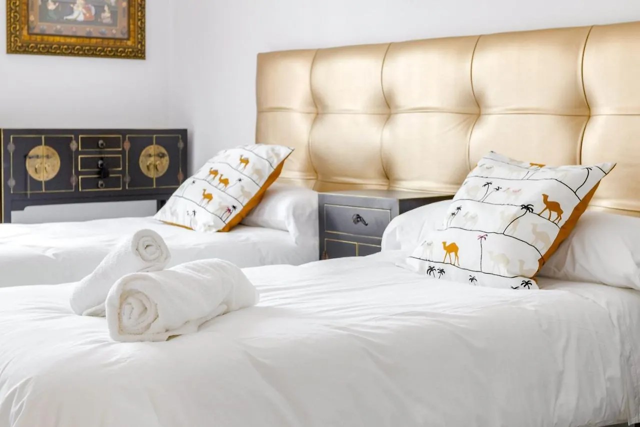 Oleholidays Genova Junto A Marriot Marbella Apartment