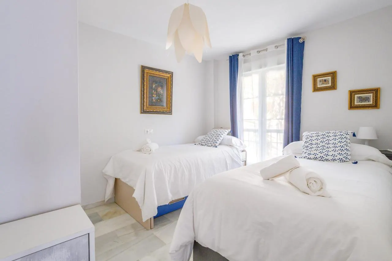 Apartment Oleholidays Genova Junto A Marriot Marbella